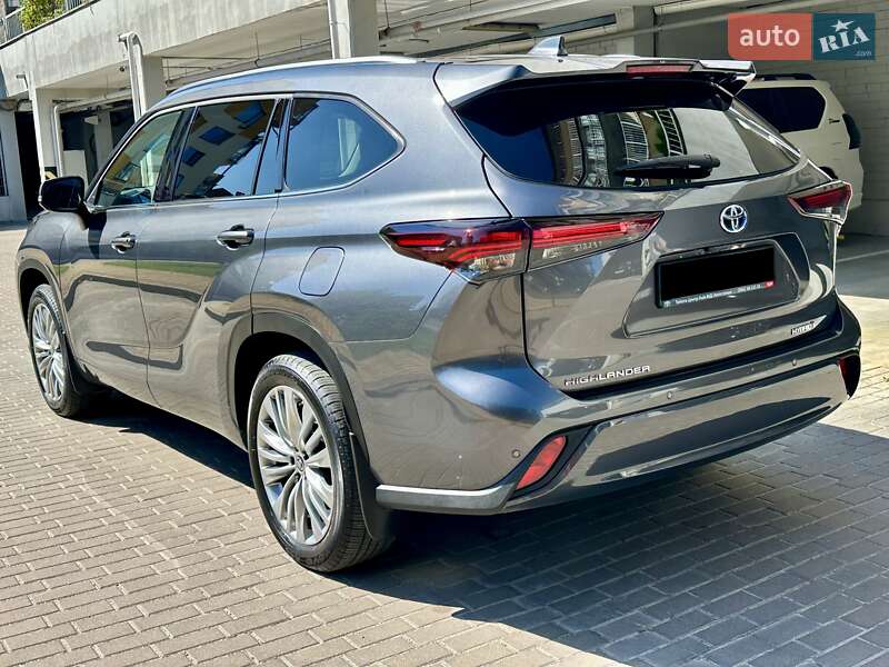 Toyota Highlander 2024