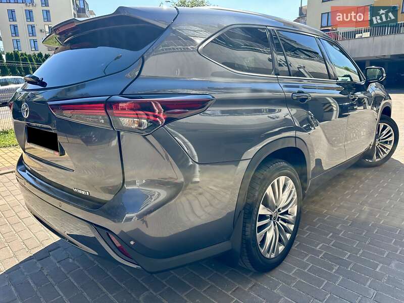 Toyota Highlander 2024