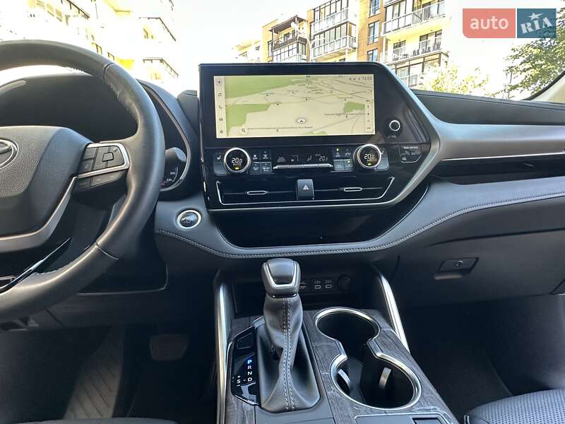 Toyota Highlander 2024