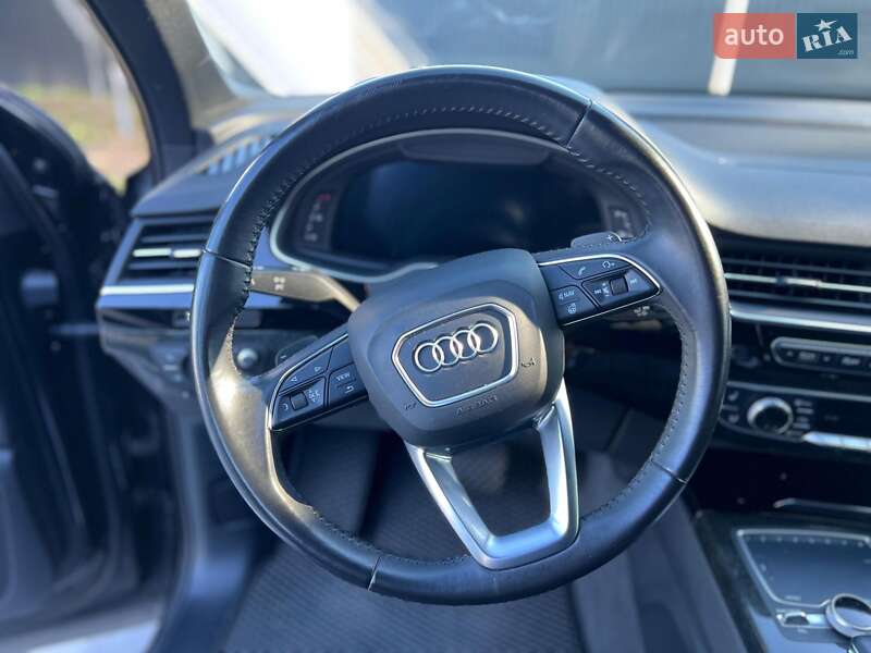 Audi Q7 2016