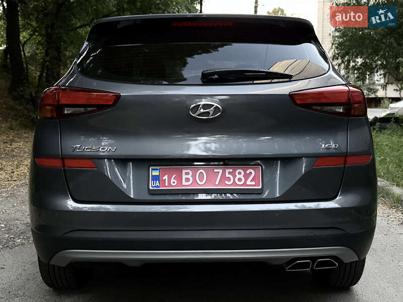Hyundai-8