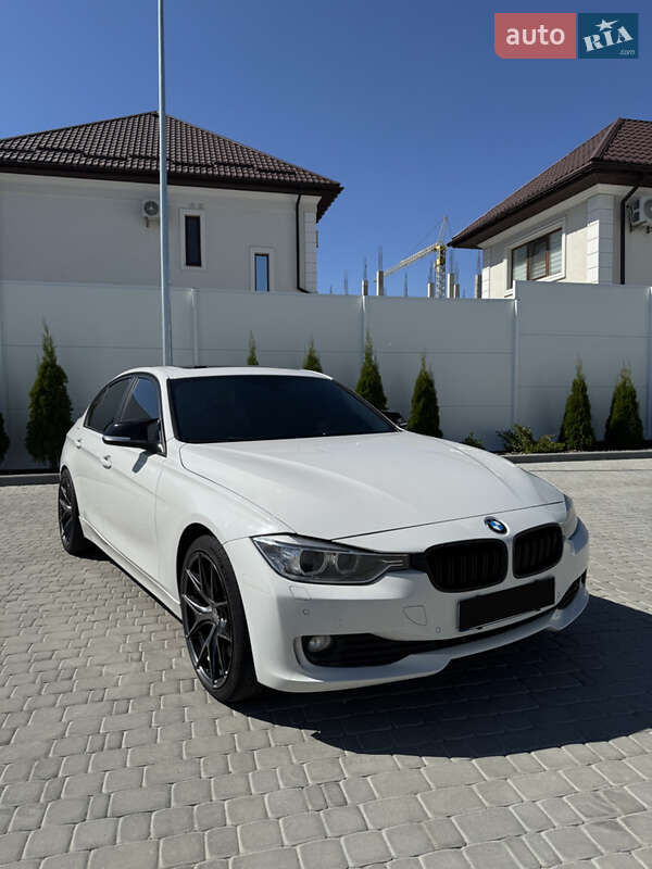 BMW 3 Series 2012