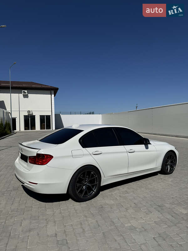 BMW 3 Series 2012