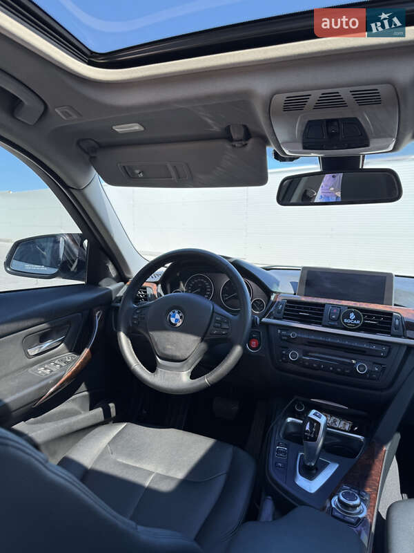BMW 3 Series 2012