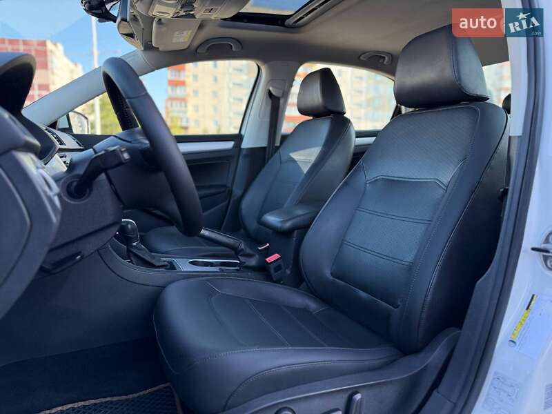 Volkswagen Passat 2014