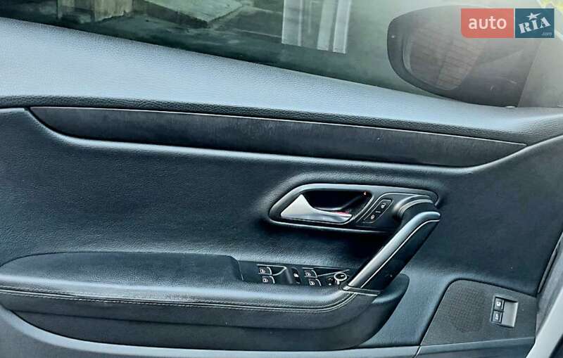 Volkswagen CC / Passat CC 2010