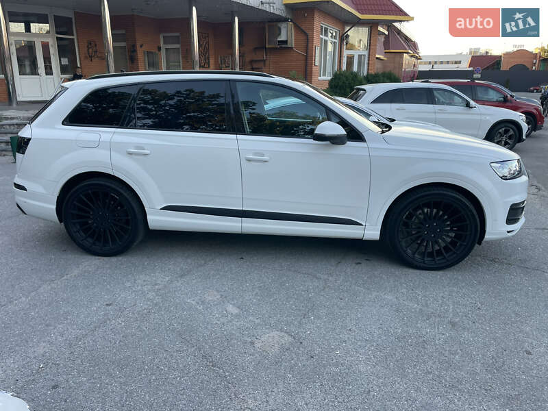 Audi Q7 2017