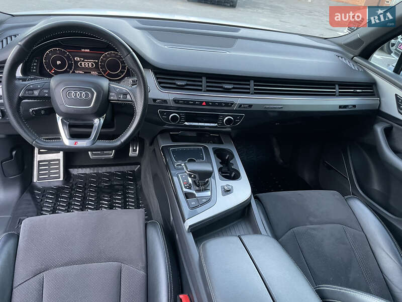 Audi Q7 2017