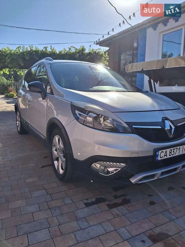 Renault Scenic XMOD 2013