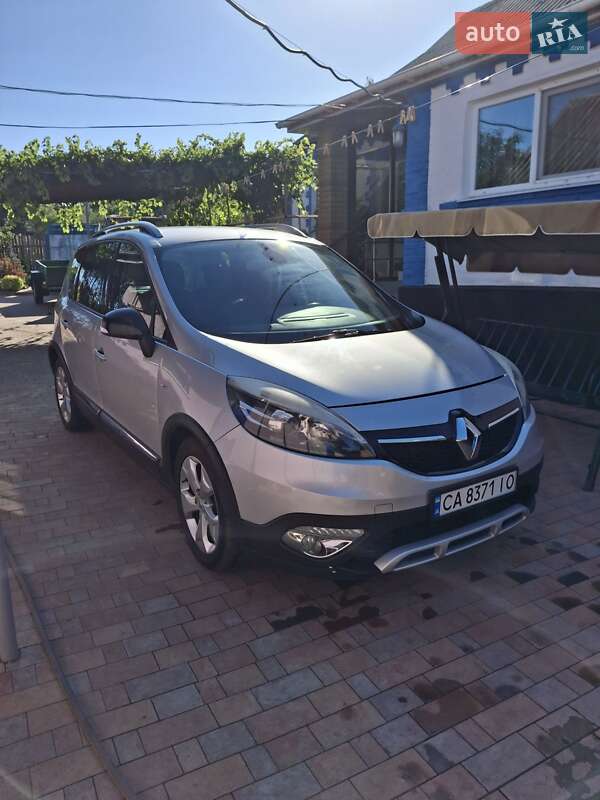 Renault Scenic XMOD 2013