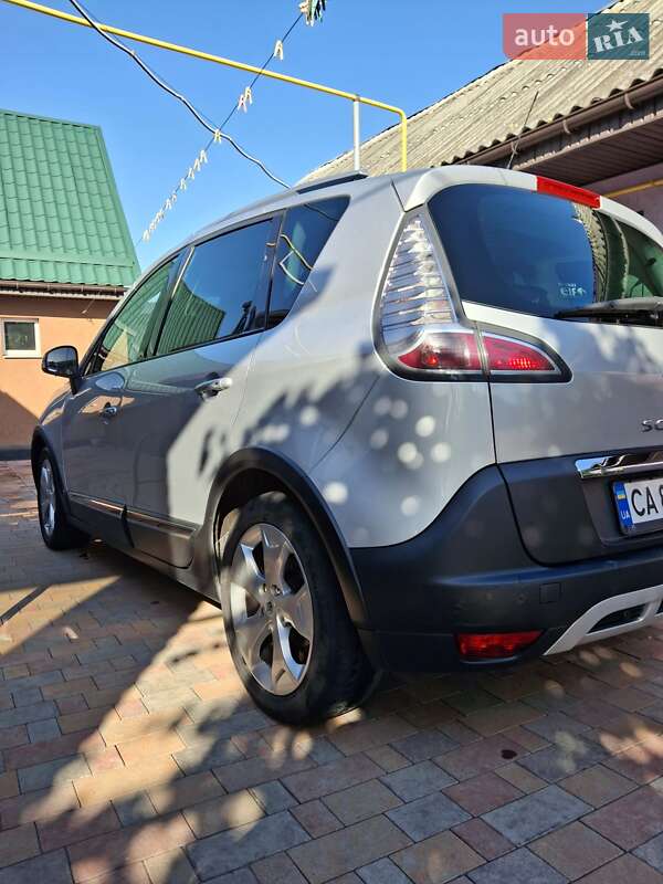 Renault Scenic XMOD 2013