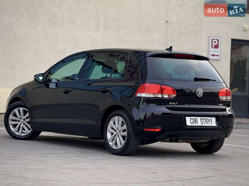 Volkswagen Golf 2011