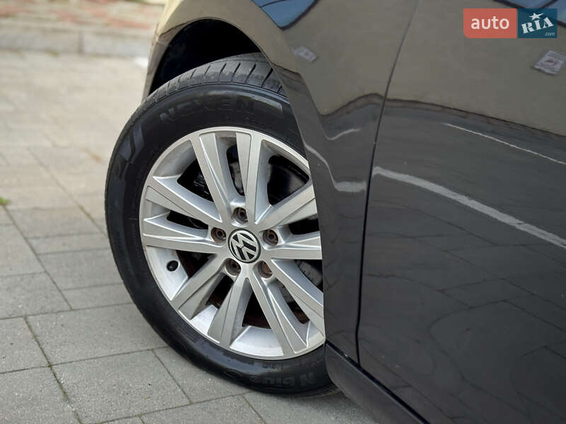 Volkswagen Golf 2011