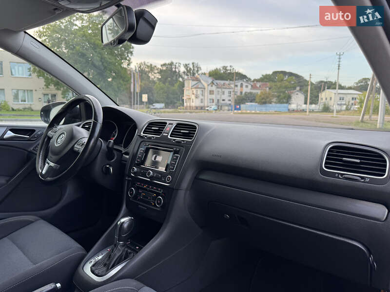 Volkswagen Golf 2011