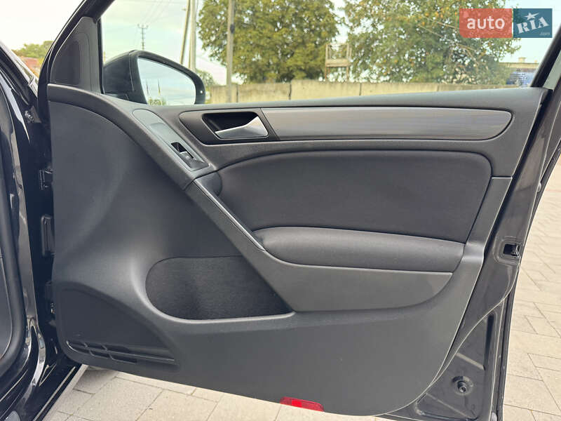 Volkswagen Golf 2011