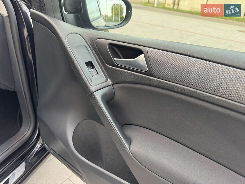 Volkswagen Golf 2011