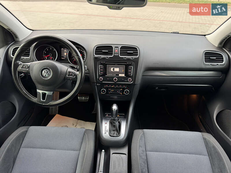 Volkswagen Golf 2011