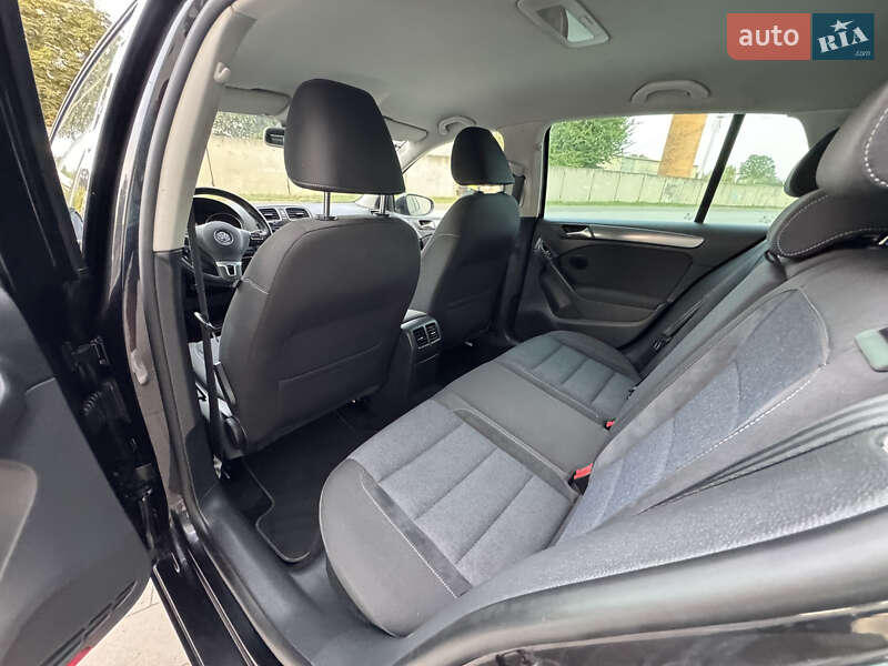 Volkswagen Golf 2011