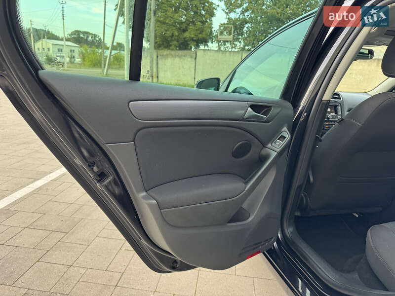 Volkswagen Golf 2011