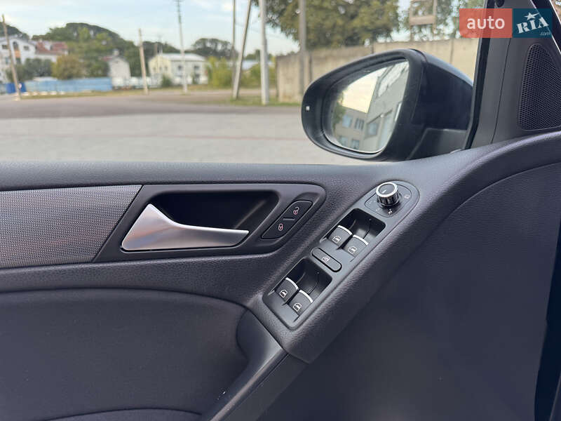 Volkswagen Golf 2011