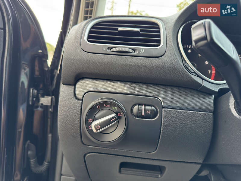 Volkswagen Golf 2011