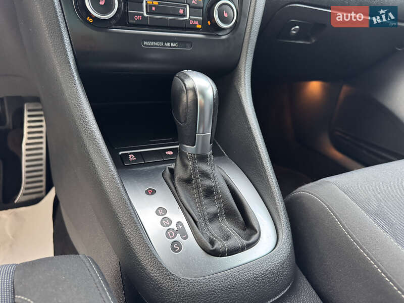 Volkswagen Golf 2011