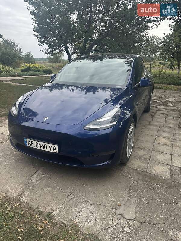 Tesla-4