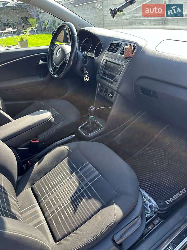 Volkswagen Polo 2016