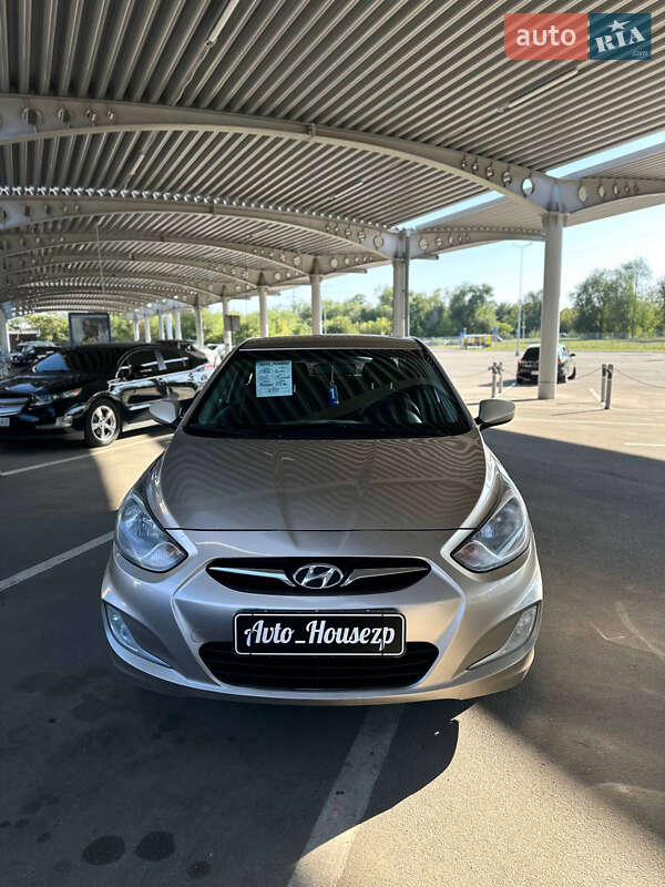 Hyundai-6