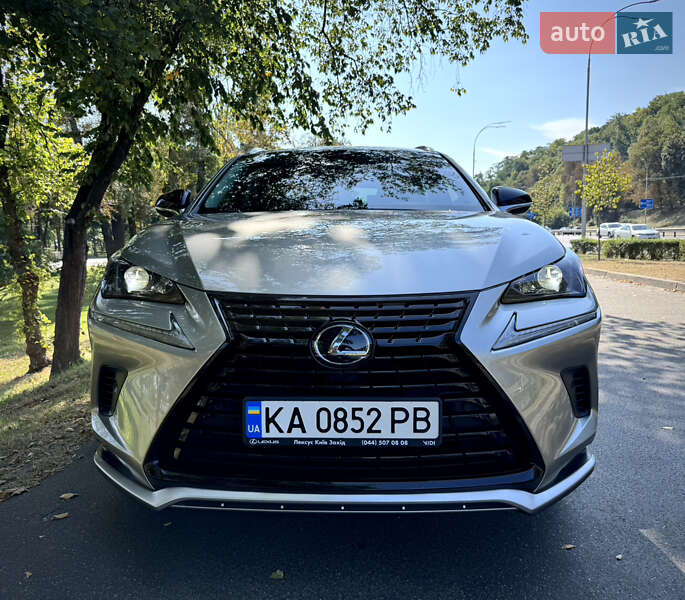 Lexus-3