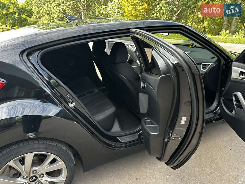 Hyundai Veloster 2017