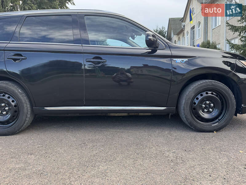 Mitsubishi Outlander 2018