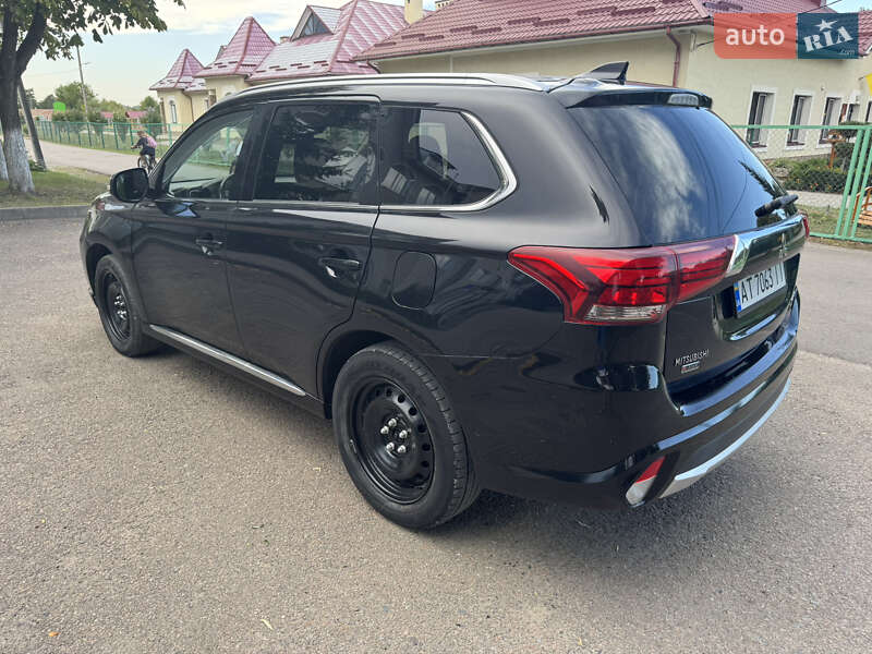 Mitsubishi Outlander 2018