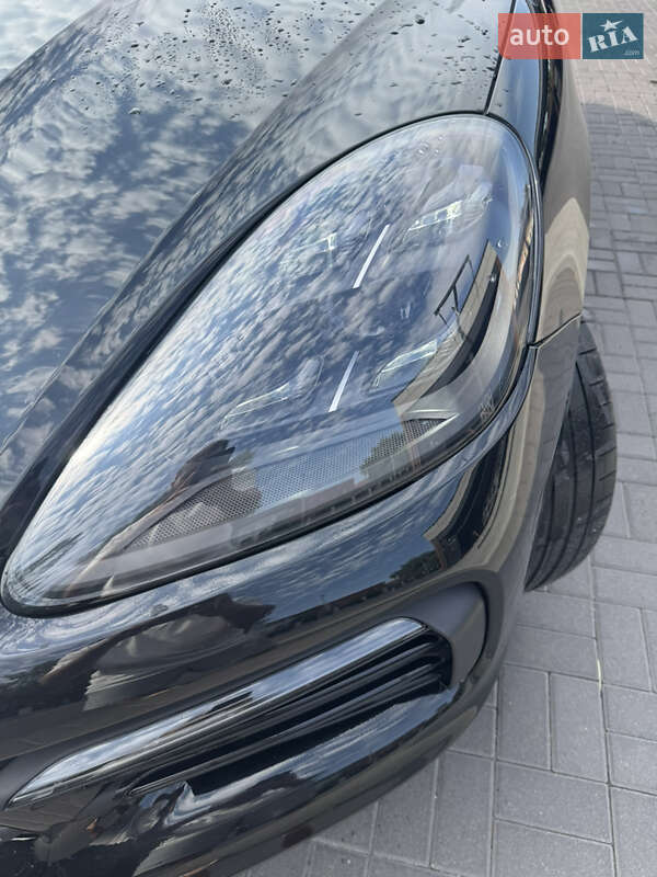 Porsche Cayenne 2020