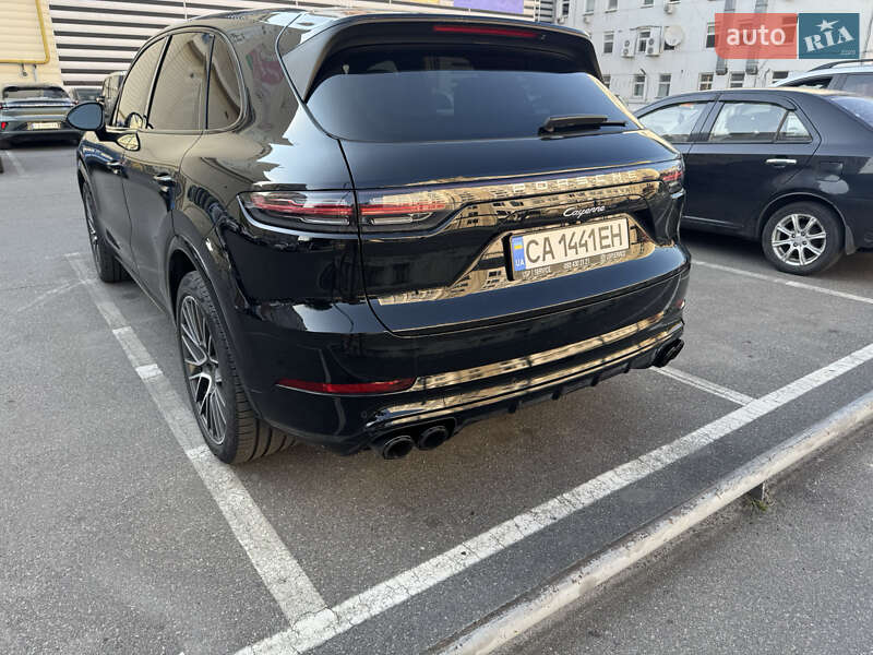Porsche Cayenne 2020