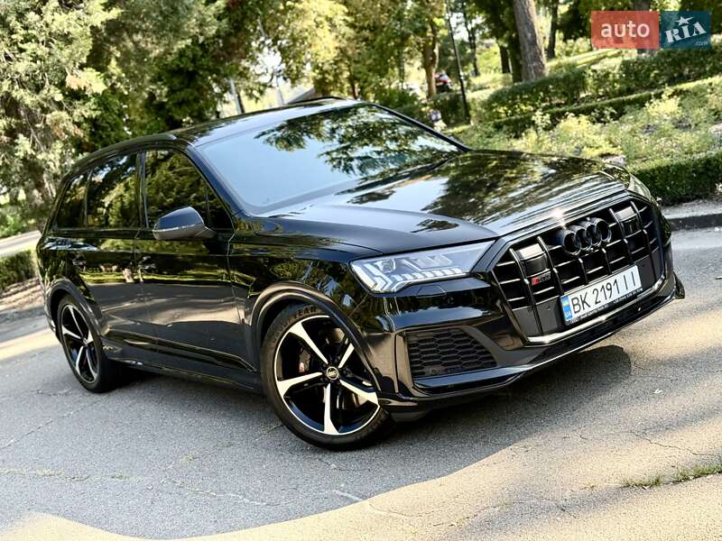 Audi SQ7 2023