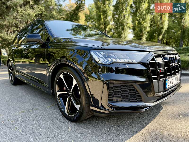 Audi SQ7 2023