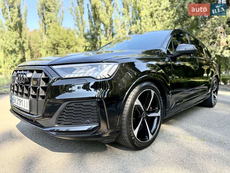 Audi SQ7 2023
