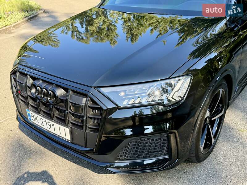 Audi SQ7 2023