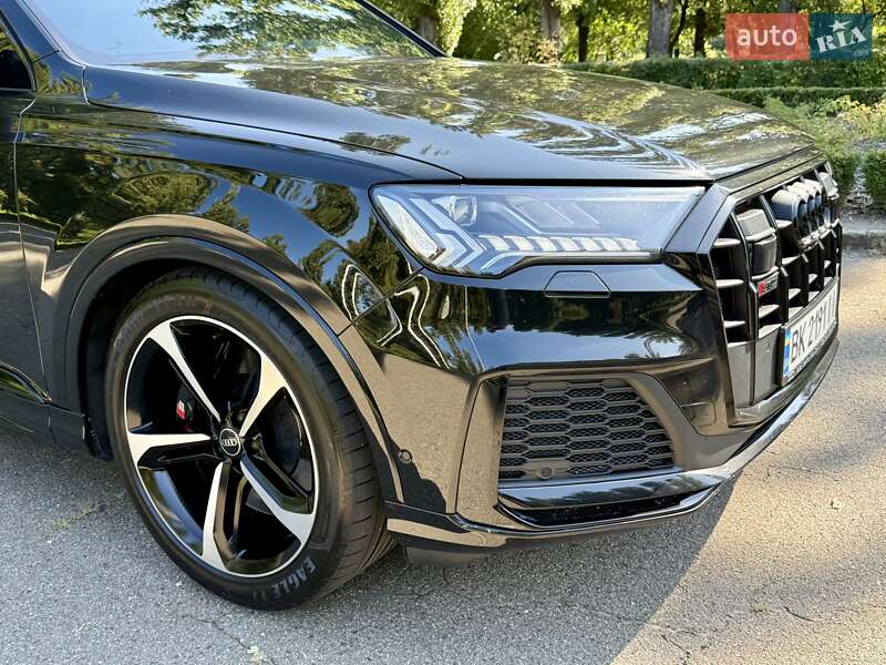 Audi SQ7 2023