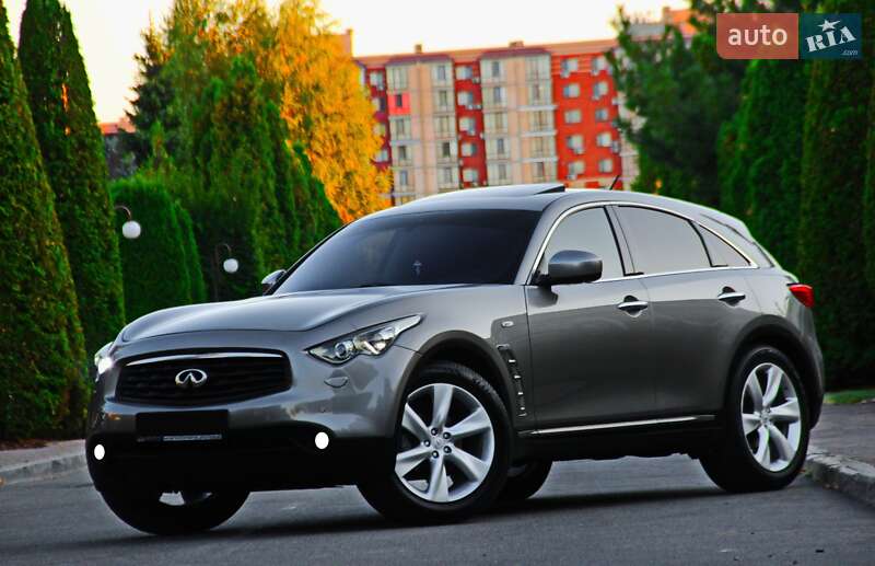 Infiniti-3