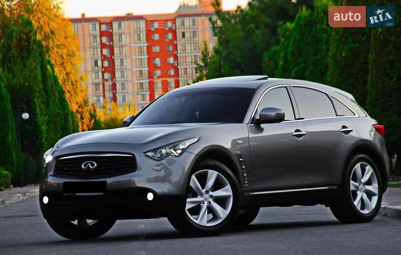 Infiniti-9