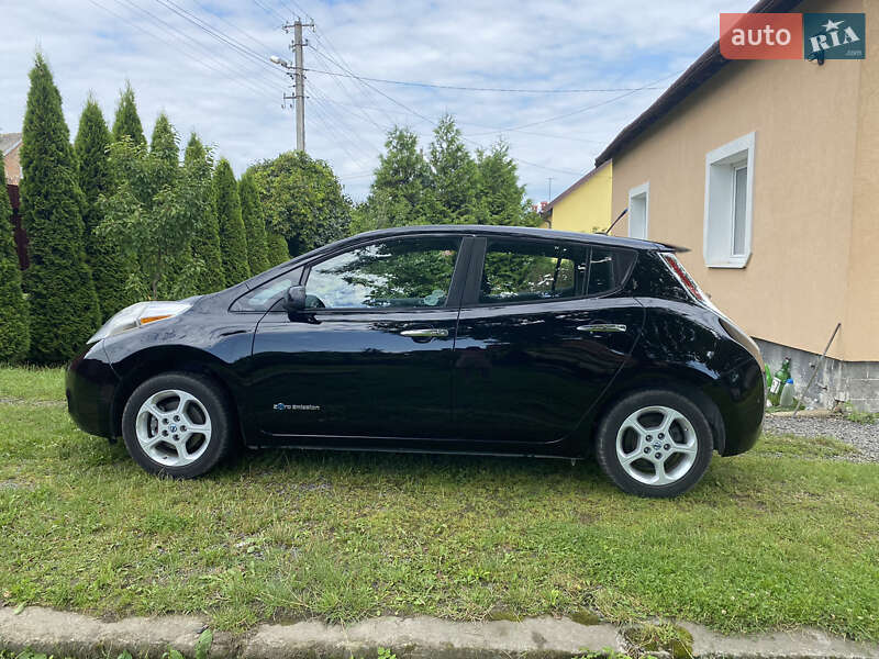 Nissan-9