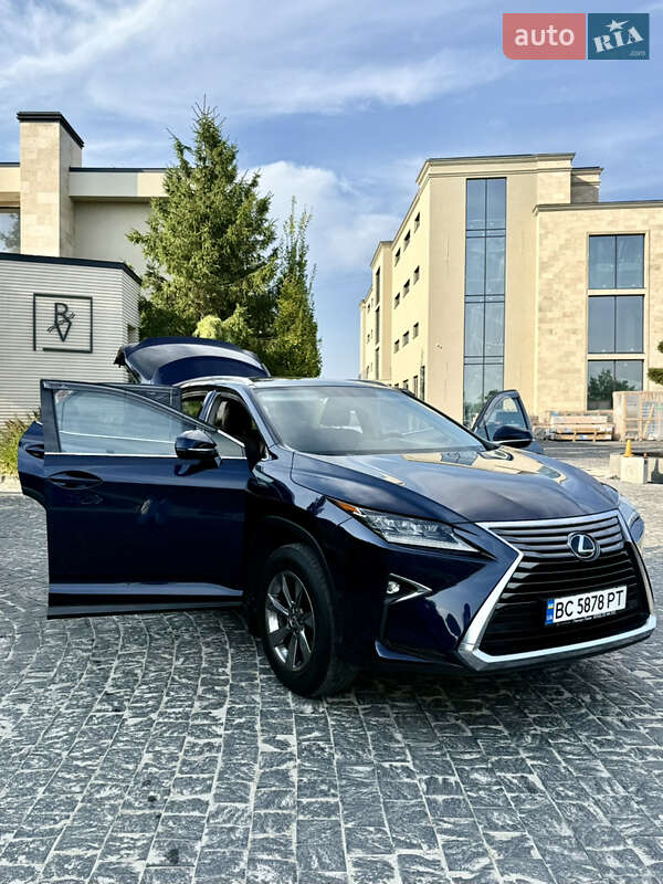 Lexus-3