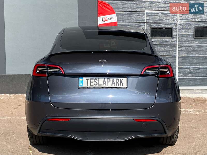 Tesla-12