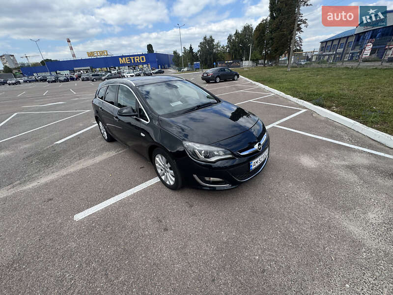 Opel Astra 2013