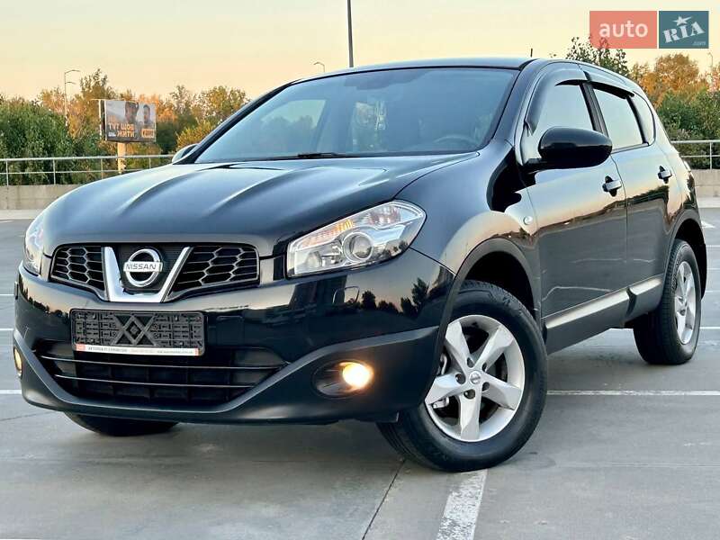 Nissan-33
