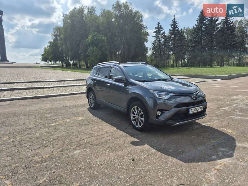 Toyota RAV4 2016