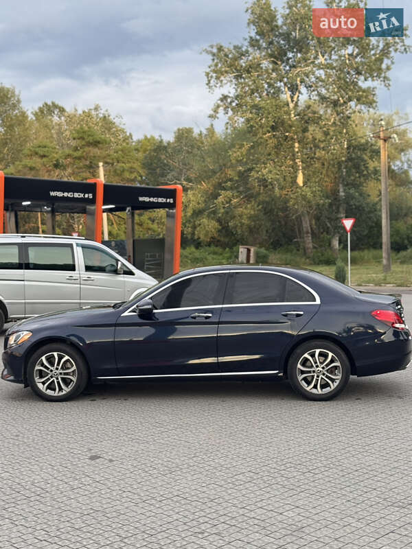 Mercedes-Benz C-Class 2016