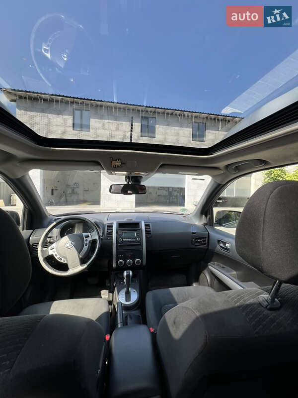 Nissan-13